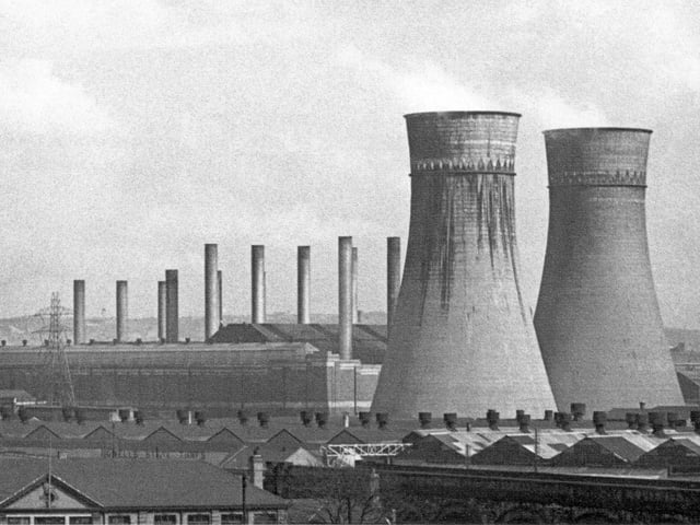 Sheffield's famous Tinsley Towers pictured in 1959