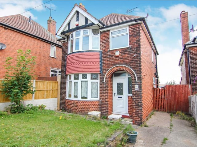 This recently refurbished property has three bedrooms as well as a refitted kitchen, bathroom and boiler. It is on the market now for a guide price of £245,000. View the listing here: https://www.rightmove.co.uk/properties/77375637#/