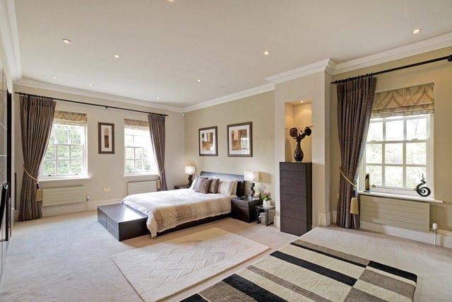 On the first floor there is an impressive principal bedroom which has been beautifully decorated, and benefits from its own private en-suite bathroom.