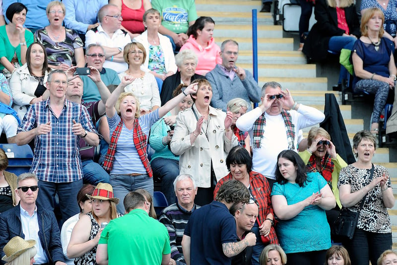 Fans up out of their seats enjoying Rod' s music
(Pic: Michael Gillen)