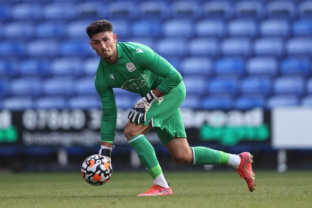 Leeds spent a mere £16.5k to secure a new backup 'keeper, with the player available for a bargain fee due to his contract with Reading approaching its expiry.
