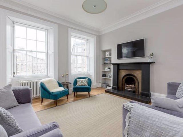 4 bed flat to rent - £4,500 pcm (£1,038 pw).
Available from Feb 8, 2021.