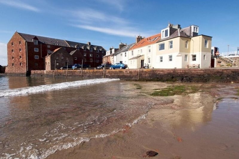 The beaches of East Lothian are hugely popular with wild swimmers and the location of Quayside Cottage, in North Berwick, means you can be in the sea a minute after leaving your front door.