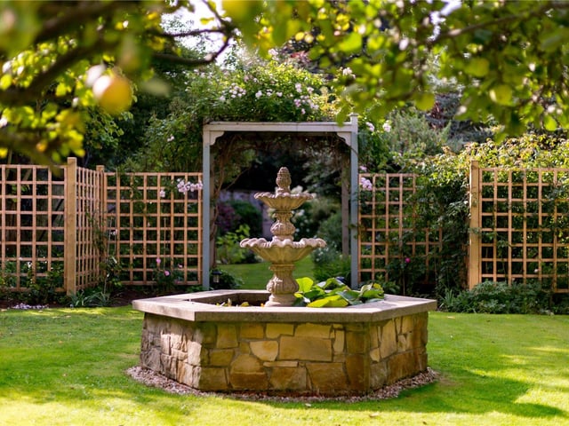 Fountain.