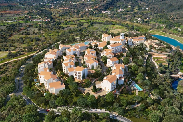 Redbrik Estate Agents have burst onto the international scene and have exclusively brought a number of desirable Algarve properties to the UK market.