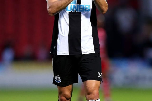 Much like Manquillo’s addition, Fernandez is in this team for his defensive solidity and his great Premier League experience. Outcast by Graeme Jones, maybe a change in management will help Fernandez become a Newcastle United regular once again?