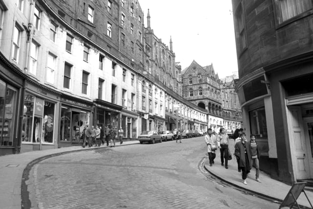 Looking up Victoria Street in Edinburgh's Old Town, March 1983