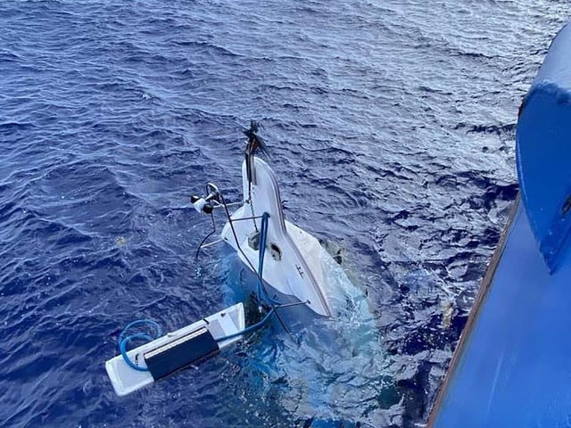 Stuart Bee, 62, is rescued by the US Coastguard