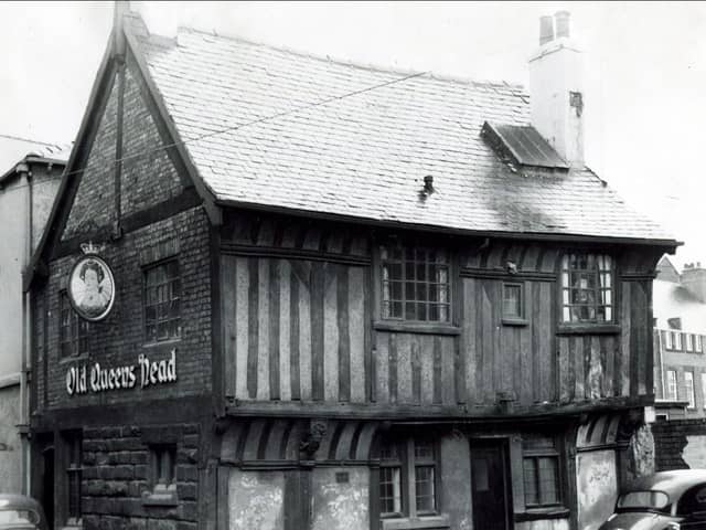 One reader thinks that The Old Queens Head pub is haunted.