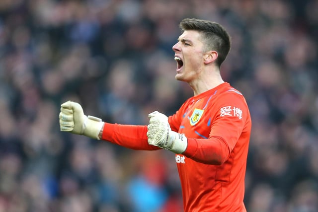 Chelsea are said to still be monitoring Burnley goalkeeper Nick Pope, and could approach him this summer as a cheaper alternative to Atletico Madrid's Jan Oblak, as they look to replace Kepa Arrizabalga. (90min)