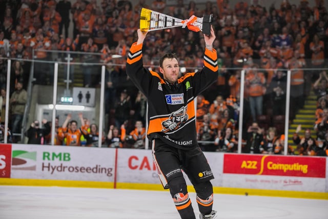 Steelers win the Challenge Cup