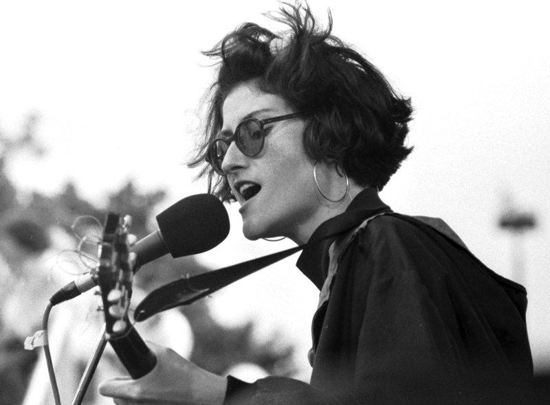 Eddi Reader, formerly lead with Fairground Attraction, on stage at George Square in the Glasgow's Big Day concert in June 1990.