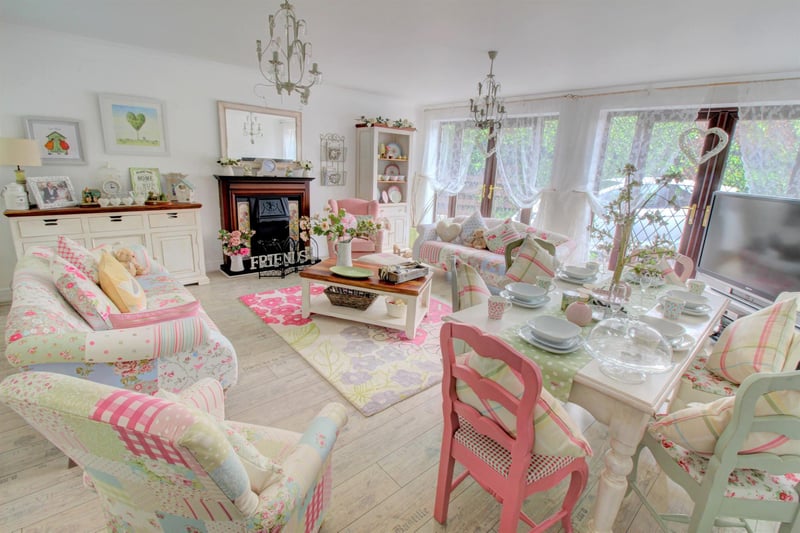 The warm and cosy country cottage feel is immediately evident as you step into this very relaxing and sumptuous room.