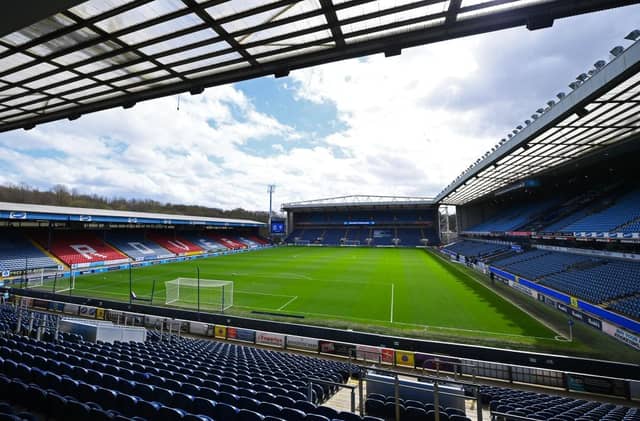 Average percentage of stadium filled: 49%