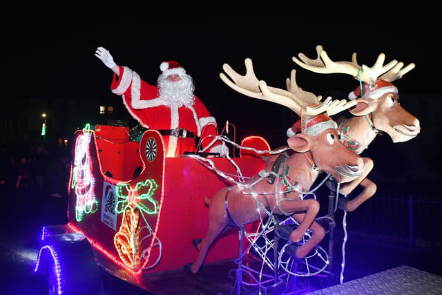 The big man himself, Santa Claus, popped by thanks to Larbert Round Table's Santa Sleigh.