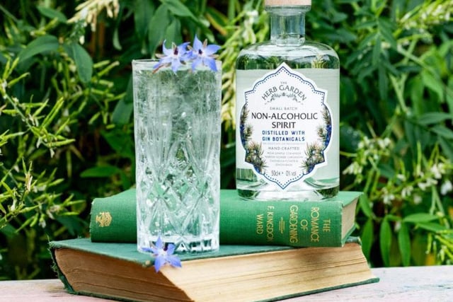 Craft distillery, Old Curiosity, has launched its first non-alcoholic spirit, distilled with six natural gin botanicals which combine to deliver a guilt-free tipple that captures the genuine flavour of a real gin.