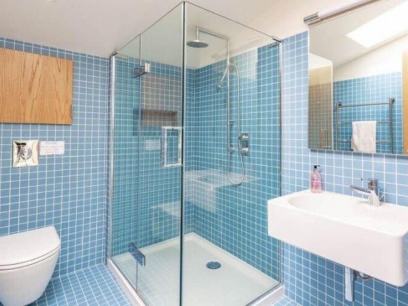 A separate shower room means there shouldn't be queues to clean up in the morning.