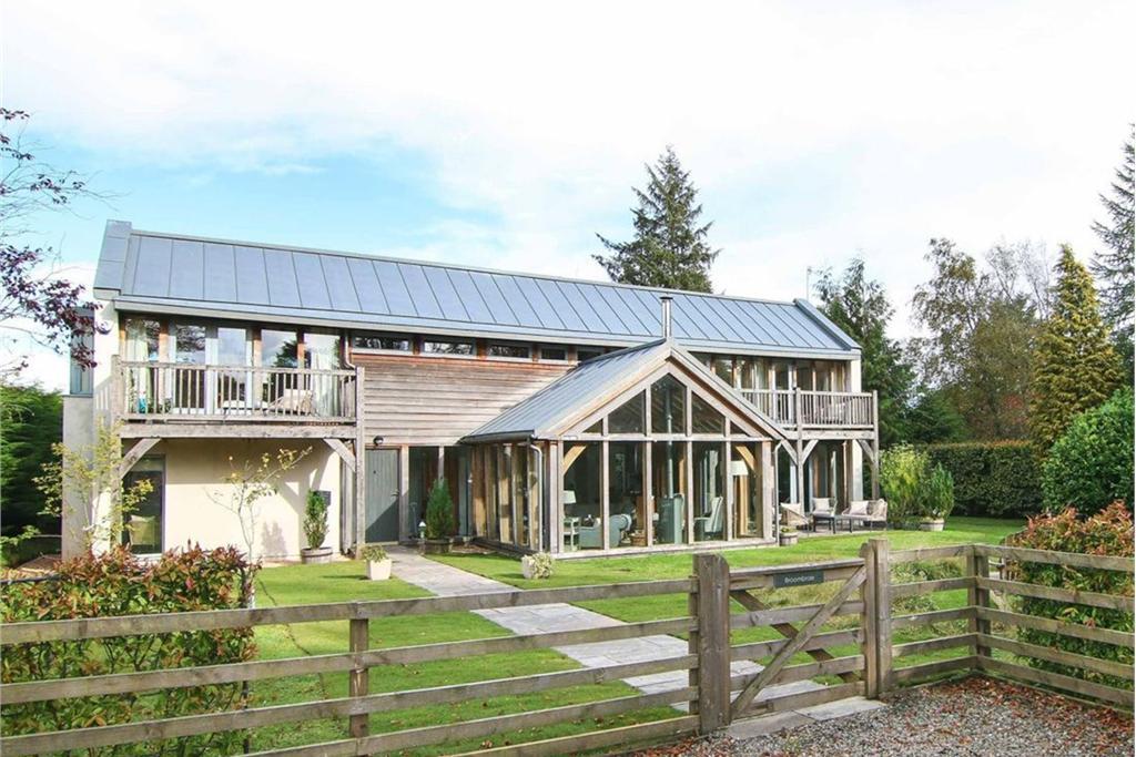 Broombrae, West Linton.