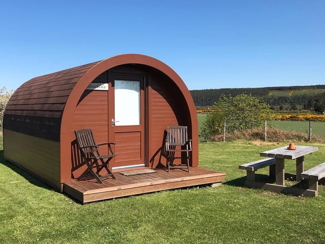 Braehead Glamping is located in one of the most beautiful areas in the North East of Scotland, and is perfect for anyone who loves history and nature. With a wide range of pods to choose from, the Speyside retreat can suit a romantic getaway for two, or even a family holiday.