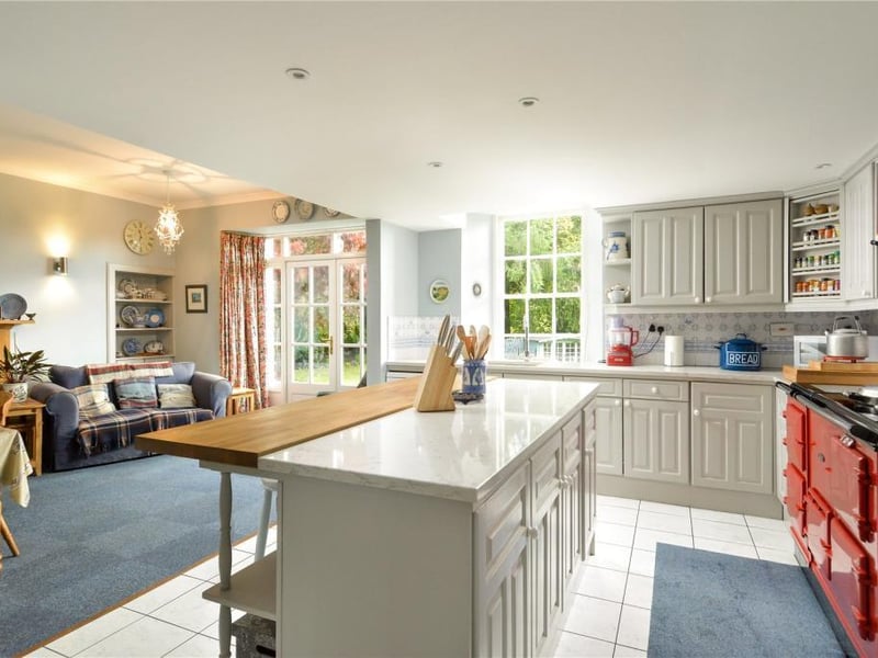 Open plan dining kitchen.