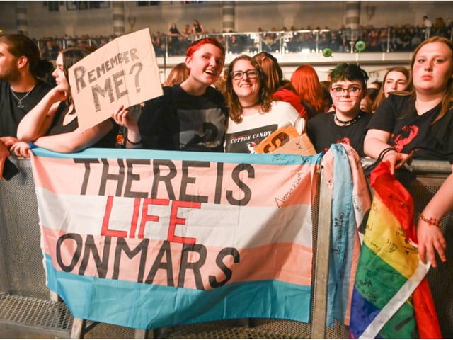 Fans from around the globe came with messages for their hero.