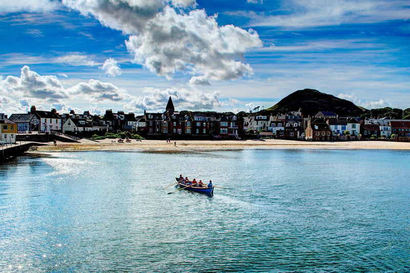This seaside town, less than an hour’s drive from Edinburgh, is a fantastic place to visit in the summer with its classic fish and chip shops and ice cream parlours, as well as trendy coffee shops and sophisticated restaurants.
