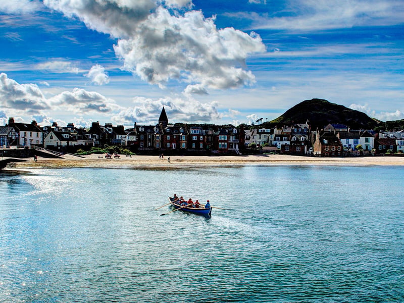 This seaside town, less than an hour’s drive from Edinburgh, is a fantastic place to visit in the summer with its classic fish and chip shops and ice cream parlours, as well as trendy coffee shops and sophisticated restaurants.