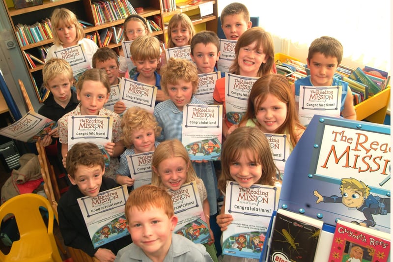 Reading mission graduates at Long Lane Library in 2006