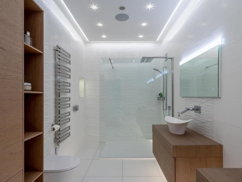 Bedroom 2 en-suite.