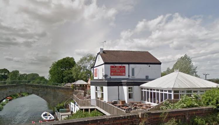 The pub's beer garden overlooks the River Idle.