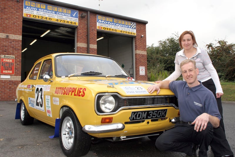 Andy Moore and Mel Hattersley at Staveley with a car tuned up for the Chatsworth rally in 2007.