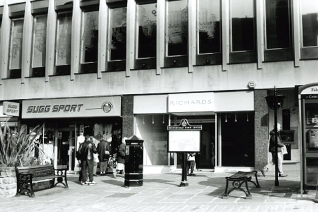 The NatWest building is a striking piece of architecture in the town centre and used to be home to Richards and Sugg Sport, as well as the much-loved Hudsons Record store.
Pphoto from Chesterfield Library\Chesterfield Borough Council.