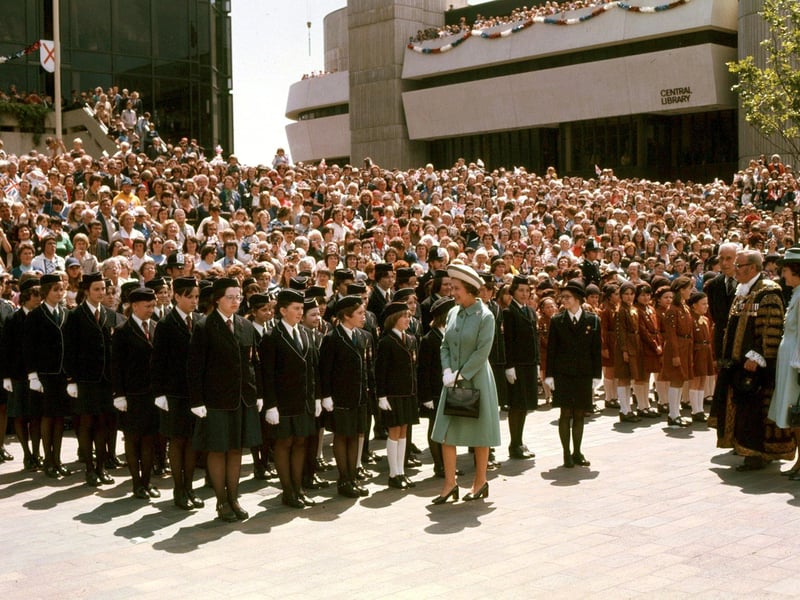 Queen Elizabeth's Silver Jubilee visit to Portsmouth in 1977. Picture: The News Portsmouth