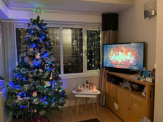 A cosy scene from Jen Marie.