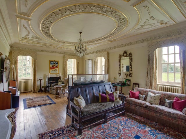 Drawing room.
