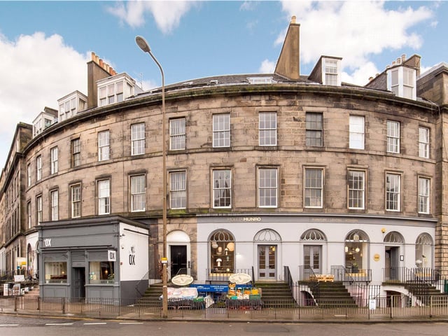 The flat is on London Street, which is close to Princes Street, George Street, St Andrew's Square and the soon to be completed St James Centre.