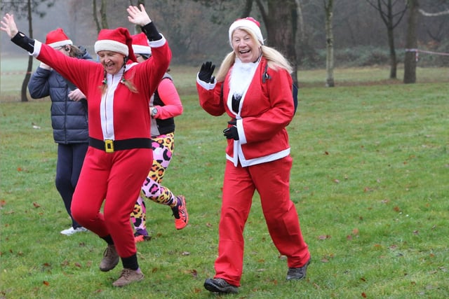 Runners were strongly encouraged to dress up in their best Santa outfits for the fun run.