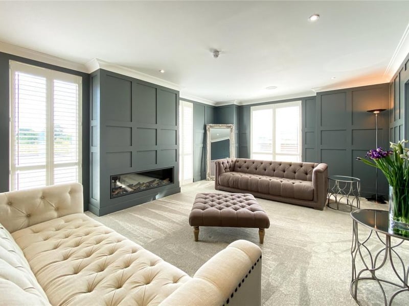 Drawing room.
