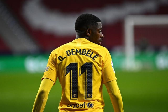 Manchester United have not given up hope of signing Barcelona winger Ousmane Dembele but will only try to sign him on a loan deal. (Fabrizio Romano/ Sport)
