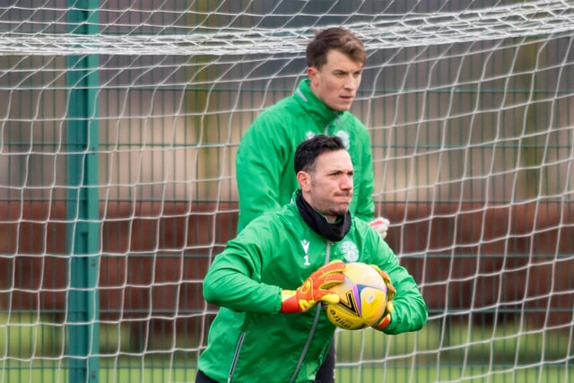 Ofir Marciano is hopeful of making a return to the Hibs line-up this weekend, while the Israeli internationalist remains in talks with Hibs over his Easter Road future (Evening News)