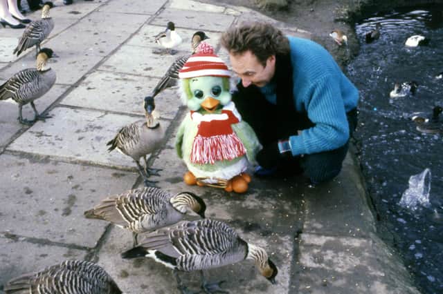 Keith Harris and Orville are pictured saying hello to the residents at Washington Wildfowl Park in 1986.