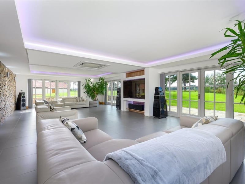 Drawing room.