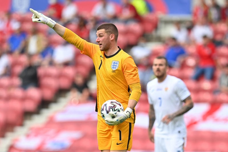 Sources close to Watford have denied claims that the club are interested in signing West Brom and England goalkeeper Sam Johnstone. As things stand, West Ham look comfortable favourites to sign the 28-year-old. (Watford Observer)