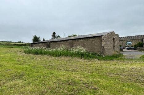 A plan to turn sheds and barns into new homes on a farm has been approved.
