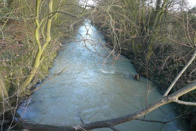 A Yorkshire Water sewer storm overflow on the River Doe Lea, between Staveley and Renishaw, spilled 133 times for a total of 2531 hours.

Photo © Alan Heardman
