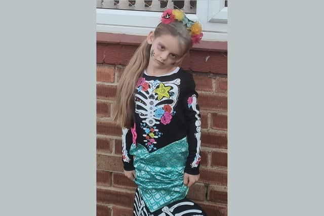 We love six-year-old Phoebe's outfit.