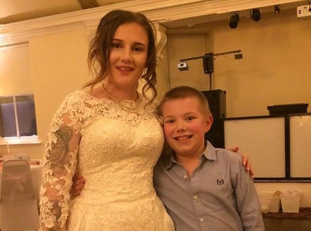Picture sent in by - Rachel Raychil-Louise Sims
Laura Jasmine Fagan rocking the homeschooling with 2 kids and still finding time for friends & running a household 💕 so proud of you