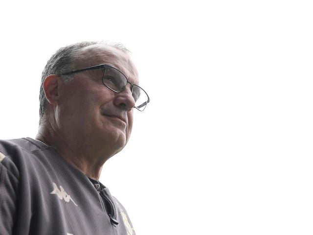 BBC pundit Noel Whelan has urged Leeds United to carry out similar business as Sheffield United rather than replicating Aston Villa’s £130m spending spree - if they are promoted. (Football Insider)