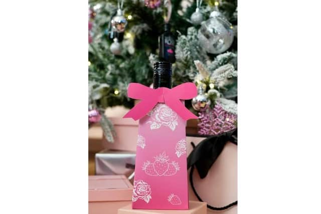 Tequila Rose Christmas bottle wraps will be available at selected Tesco or Sainsbury’s stores on the 17th and 18th December.