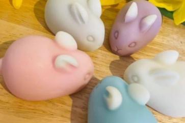 Ambient Essences, said: "It’s our new small business that we started in lockdown and it’s run by Kirsty and Michelle as we had a passion for great smelling wax melts and decided to make our own and share them, and also that we make all the melts ourselves at home but have other great products too."